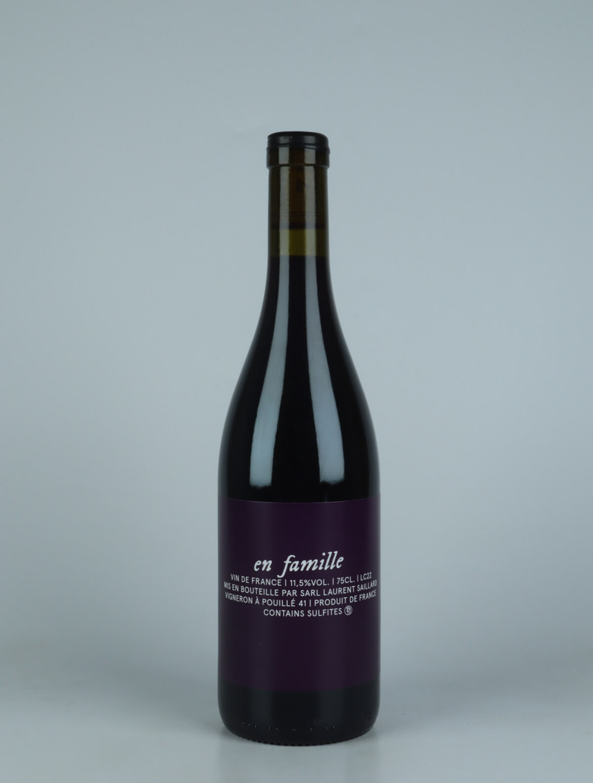 A bottle 2023 En Famille Red wine from Laurent Saillard, Loire in France